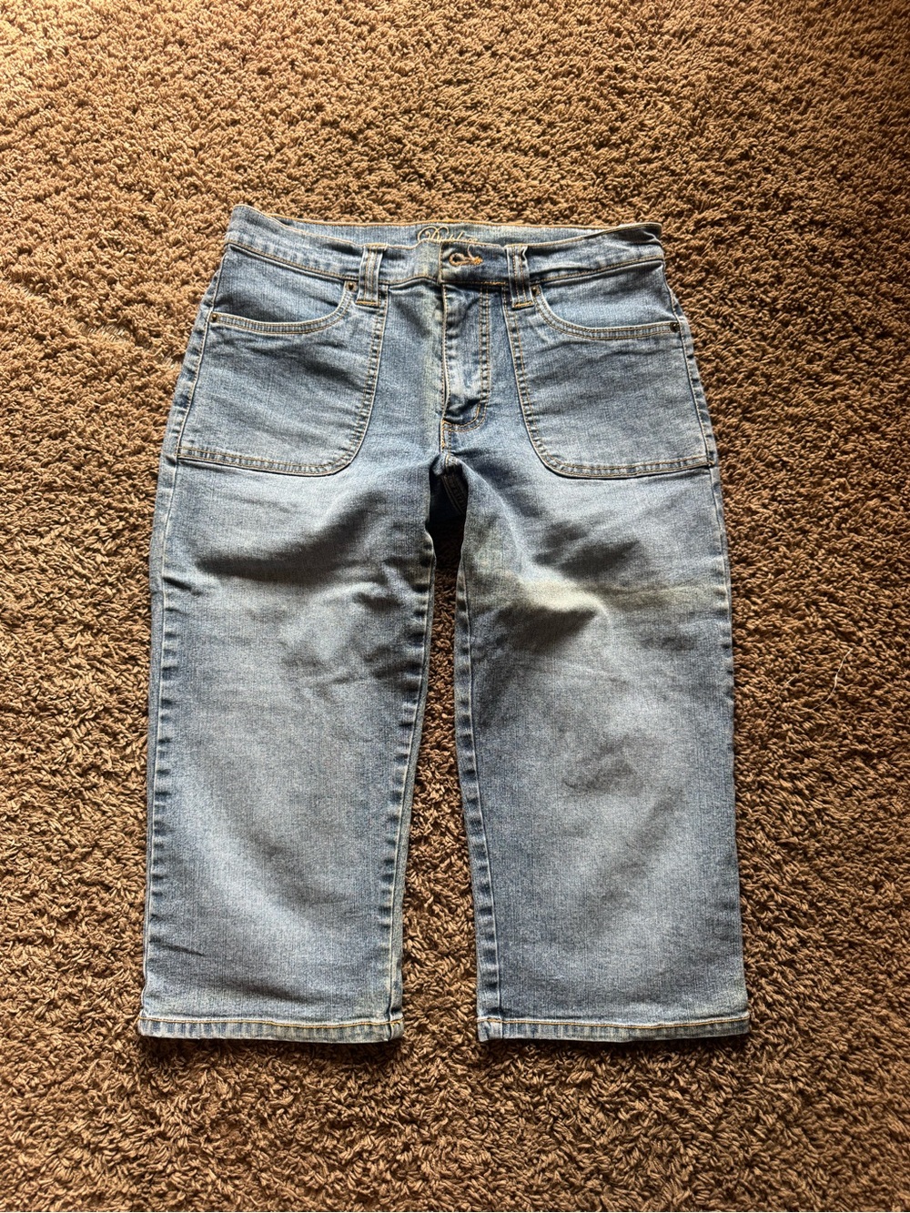 Relaxed Light Blue Women's Denim Shorts with Patch Pockets